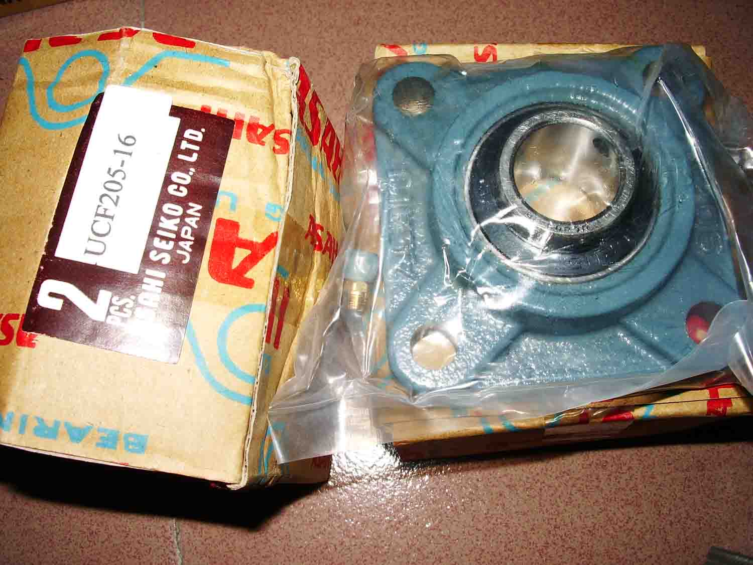 Original ASAHI pillow block bearing UCF205-16