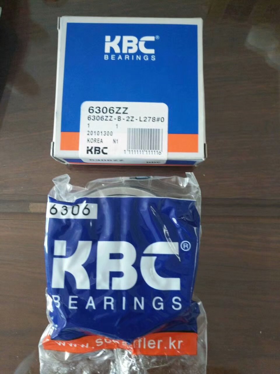 Original KBC deep groove ball bearing 6306ZZ