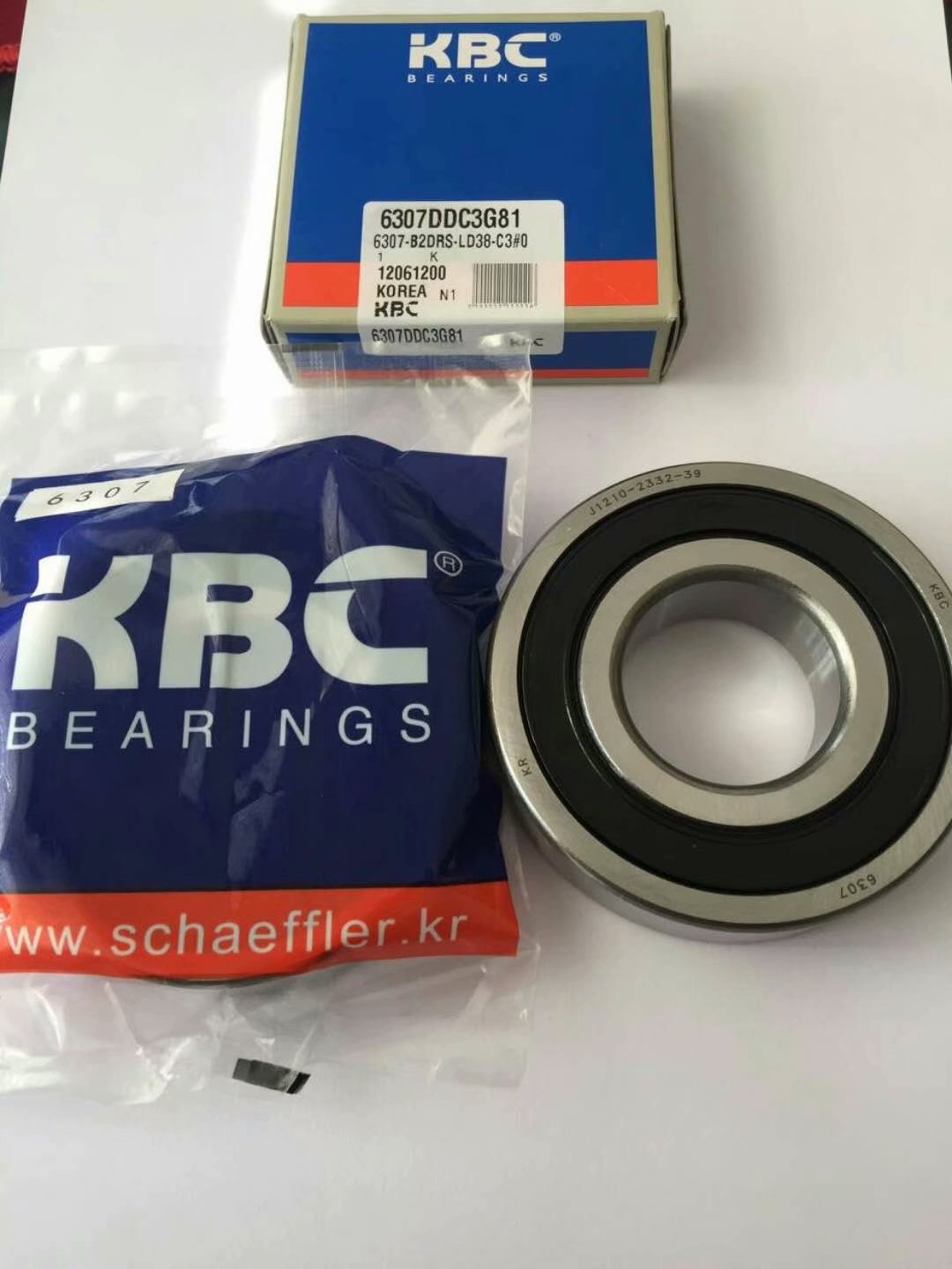 High quality KBC deep groove ball bearing 6307DDC3G81